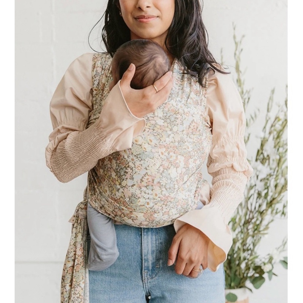 Solly baby wrap-brand new in gift box NWT-Flora